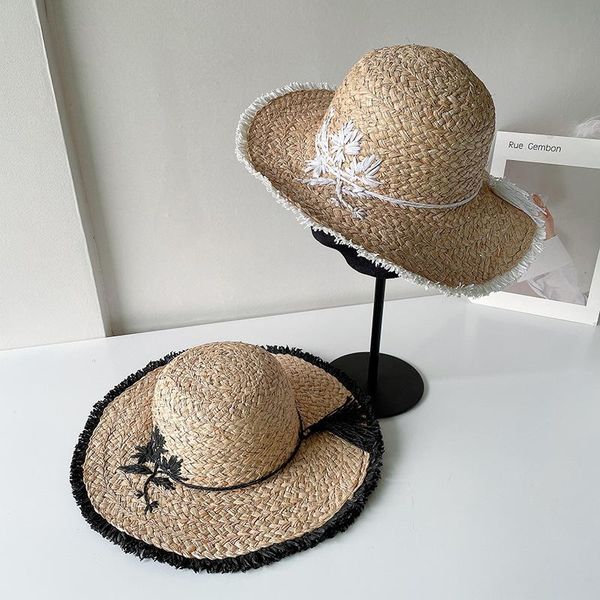 Cappelli a tesa larga Cappello di paglia di rafia vintage ricamato a mano Donna Estate Grande cupola Parasole Sole Nero Bianco Viaggi Vacanze Cappellini da spiaggia