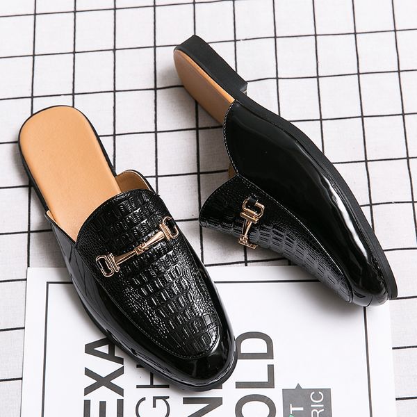 JW Slipper London Tacchi piatti di lusso classici Mocassini Pantofole Sandali JA Vera pelle Fondo in legno Catena dorata Sandalo di lusso Scarpe versatili di moda taglia 38-45