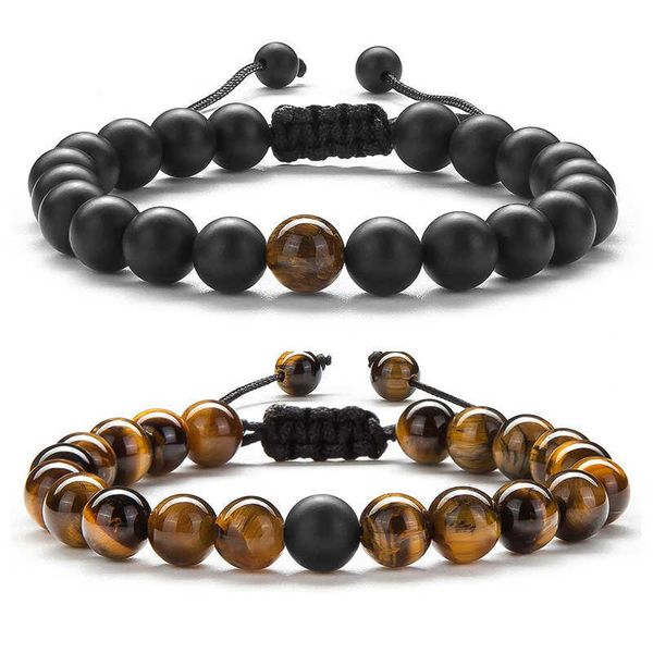 

onyx bead bracelet for men and women, tiger eye complement, stretchable, ideal gift for friends, charm, 2pcs., Black