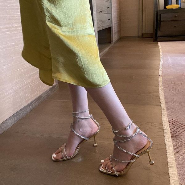 

dress shoes the european and american gold chain super high heel, buckle with sandals female fashion temperament ladies fine hi, Black