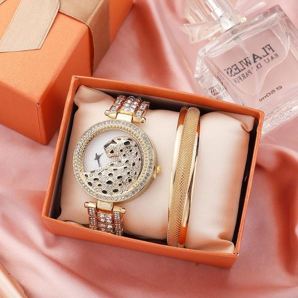 

wristwatches fashion women watches bracelet 2pcs set creative exaggerate dial ladies bracelets diamond quartz wirstwatch relogio feminino, Slivery;brown