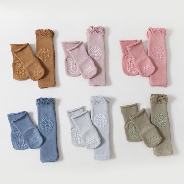 

first walkers discrete combed cotton kids kneepad anti-slip safety crawling floor socks solid slip-on infants toddlers warmer boys girls