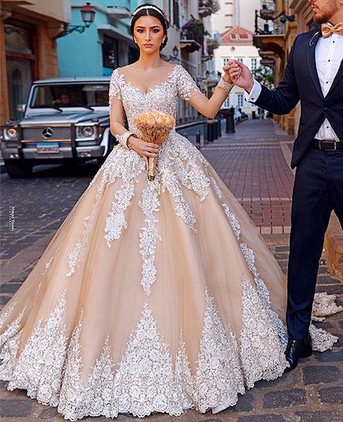 2021 Plus Size Árabe ASO EBI Champagne Lace Beaded Wedding Woods Sheer Decote Mangas compridas Vintage Sexy Nupcial Vestidos ZJ204