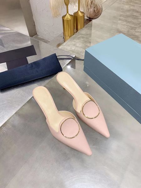 

designer luxury fashion trendy high-heeled women's shoes, exquisite craftsmanship, disc bronzing, comfortable and wear-resistant, Black