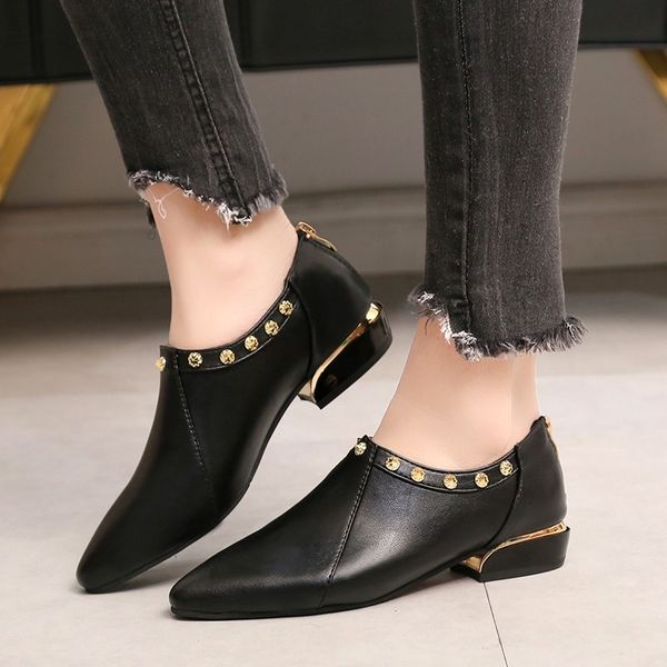 

boots women's rivet ankle boots pointed to plutonium leather women's footwear low heels fashion shoes zapatos mujer j0l9, Black