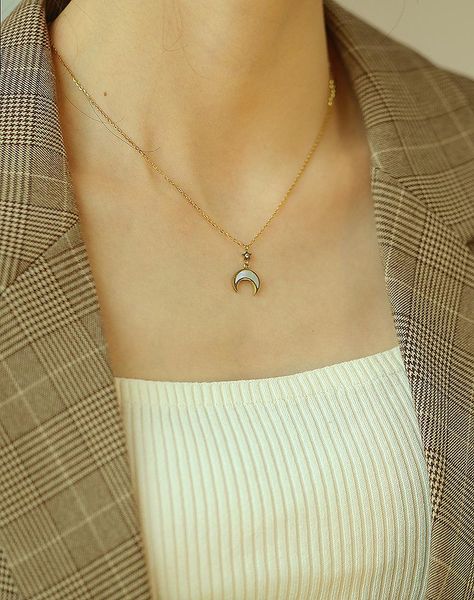 

pendant necklaces net red titanium steel moon necklace female simple temperament crescent girlfriends gift, Silver