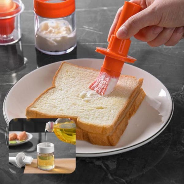 

tools & accessories portable silicone oil bottle with brush grill brushes kitchen resistant baking bbq pastry liquid temperature g1e2