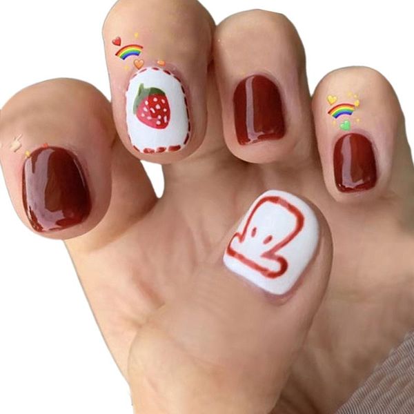 

false nails 2021 24pcs strawberry red wear short paragraph fashion manicure patch save time wearable nail ey, Red;gold