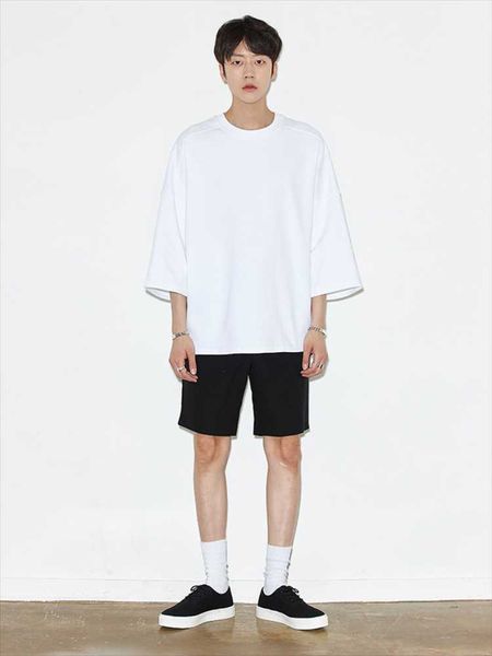 

men's t-shirts summer round collar half sleeve t-shirt loose large black and white fashion trend urban youth five minute short sleeves, White;black