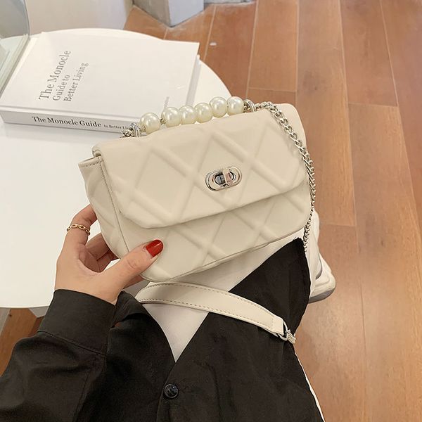 

daily bag high-grade french minority underarm bag womens 2021 new all-matching pearl hand popular one shoulder bag messenger