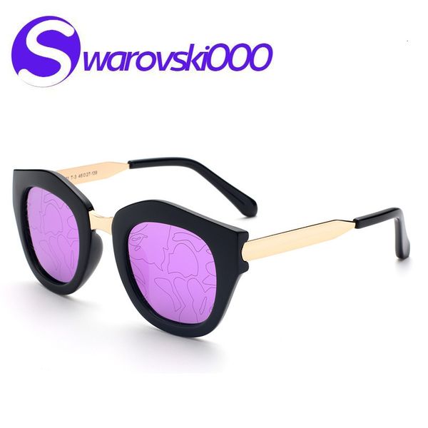 

quality polarizing high goggles with fashionable design korean star the same fashion trendsetter avant garde large frame color film sunglass, White;black