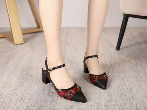 

2021 classic metal leather sandals luxurys lace pointed party size 35-41, Black