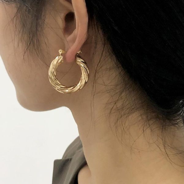 

-selling spiral twist-shaped earrings fashion metal simple french hoop women ear accessories gifts alloy jewelry & huggie, Golden;silver