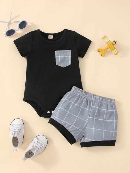 

baby patched pocket bodysuit & windowpane print shorts she, White