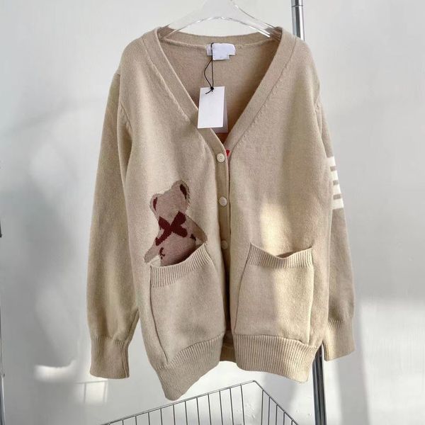 

+ b2021 autumn new animal v-neck temperament commuting comfort korean casual sweater cardigan, Black