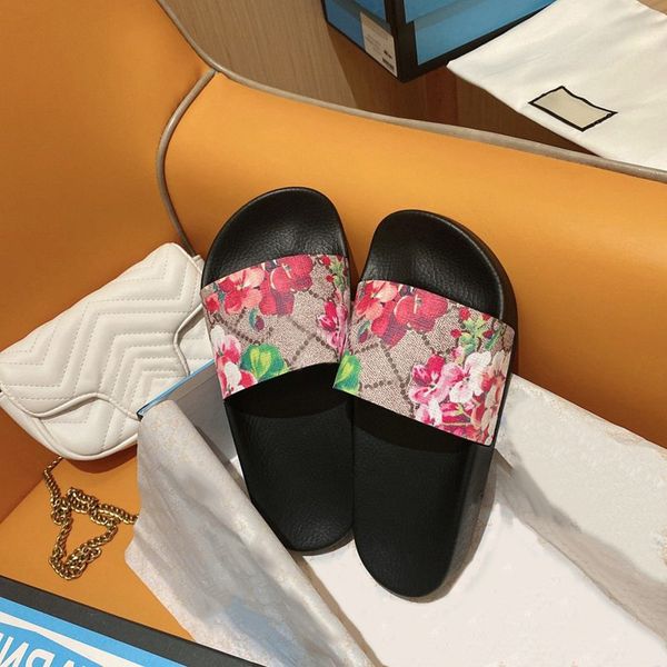 

slippers mens womens summer sandals beach slide home ladies flat sliders trendy shoes print leather rubber flowers bee arrow strawberry, Black