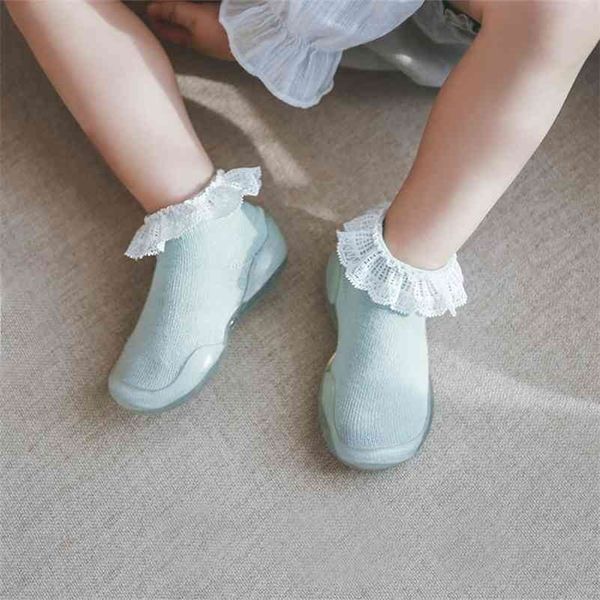 Meias de renda de bebê meias antiderrapante amanhecer peúgas de borracha de bebê sapatos sapatos menina criança sapatos recém-nascidos menina sapatos 210326