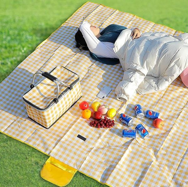 

outdoor pads camping multi-color optional folding portable thickening moisture-proof waterproof easy-to-clean play picnic cloth mat