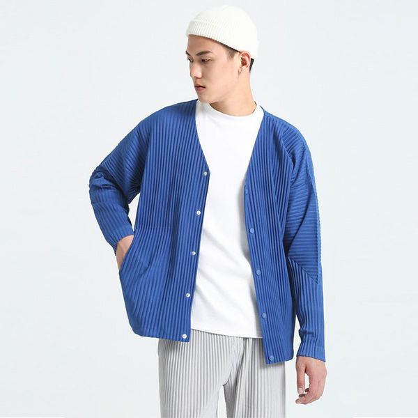 

men's jackets miyake pleated winter loose button cardigan designer coat, Black;brown