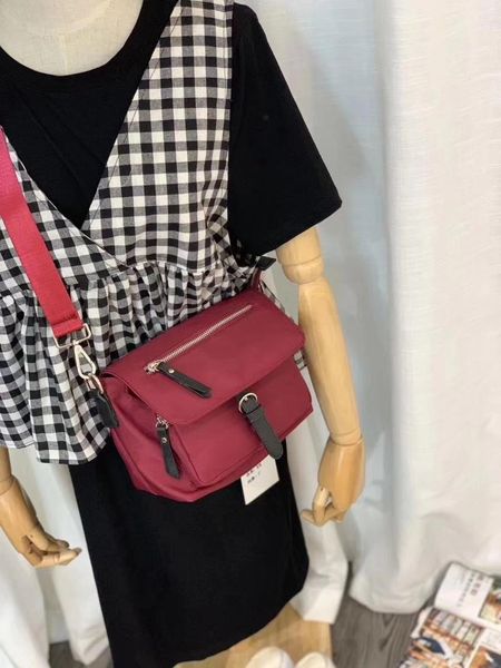 

casual shoulder bag women nylon retro bags female light weight messenger