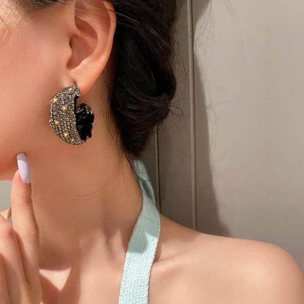 

hoop & huggie retro c-shaped earrings glitter rhinestone folds geometric alloy fashion women jewelry, Golden;silver