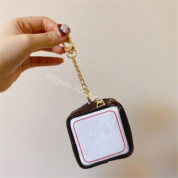 

luxury designer 2021 ss square coin purses handbag floral hardware 24k key chain classic joker zipper cowhide zero wallet women fashion clut