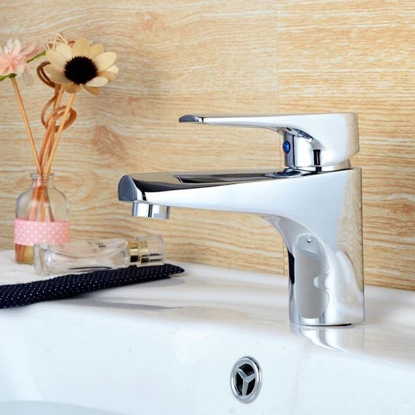 

bathroom basin faucet chrome single handle sink cold and mixer water faucets