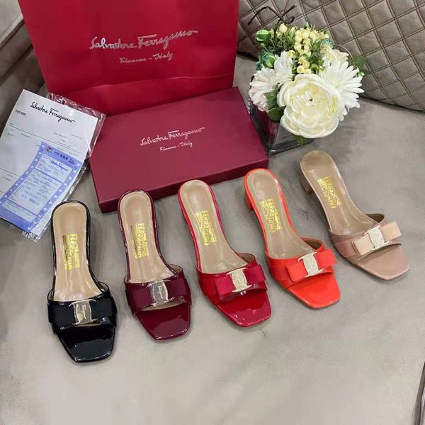 

2021 spring and summer new european and american version one line sandals women's shoes shallow mouth thick heel high heel women's, Black