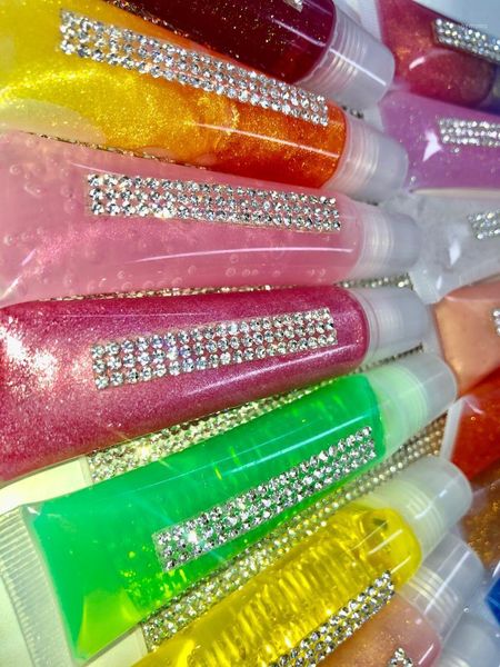 

lip gloss shining glitter vegan squeeze lipgloss wholesale vendor seller1