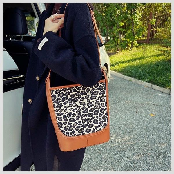 

evening bags leopard print large capacity bucket bag autumn winter women's niche 2021 versatile single shoulder