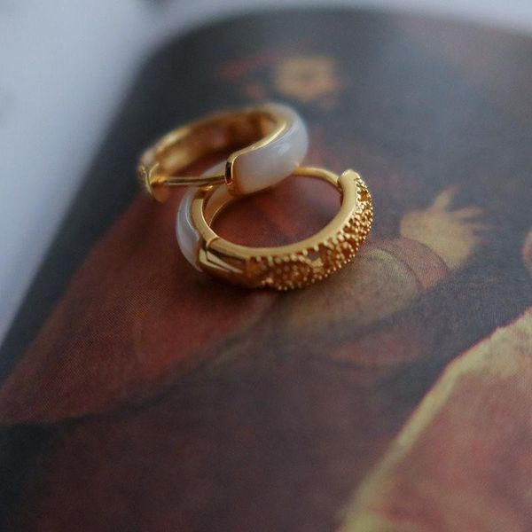 

dangle & chandelier unique craftsmanship inlaid natural chalcedony gold-plated hollow pattern earrings noble and elegant charm ladies jewelr, Silver