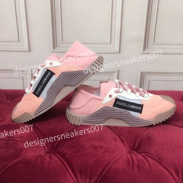 

2022 high low cut oblique bee boots men womens luxurys shoes fashion pairs technical leather outdoor platform designers classic b23 sneakers, Black