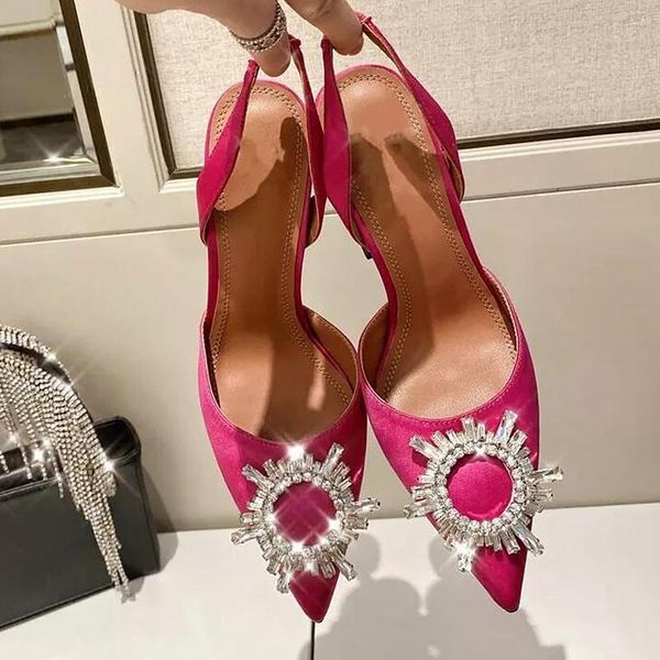 Sandali 2022 Donne di Disegno di Marca Punta Chiusa Décolleté di Cristallo Slingback Tacchi Alti di Estate Del Rhinestone Del Triangolo Spose Scarpe con Tacco Alto