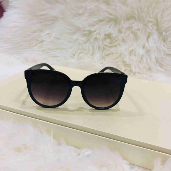 

women designer sunglasses men eyeglasses outdoor shades pc frame fashion classic lady sun glasses mirrors for 1719, White;black