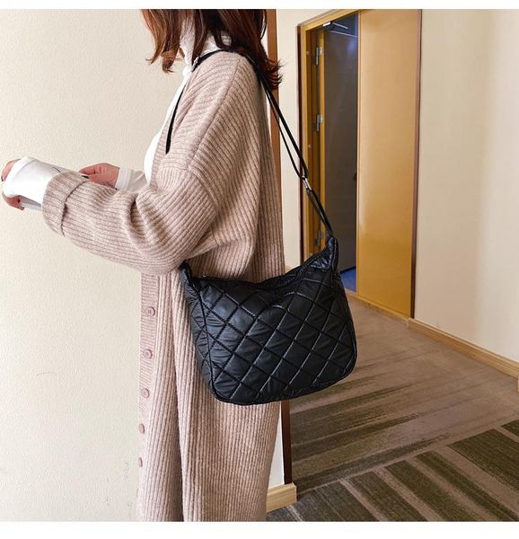 

evening bags fashion lingge bag for women's large capacity cotton clothes