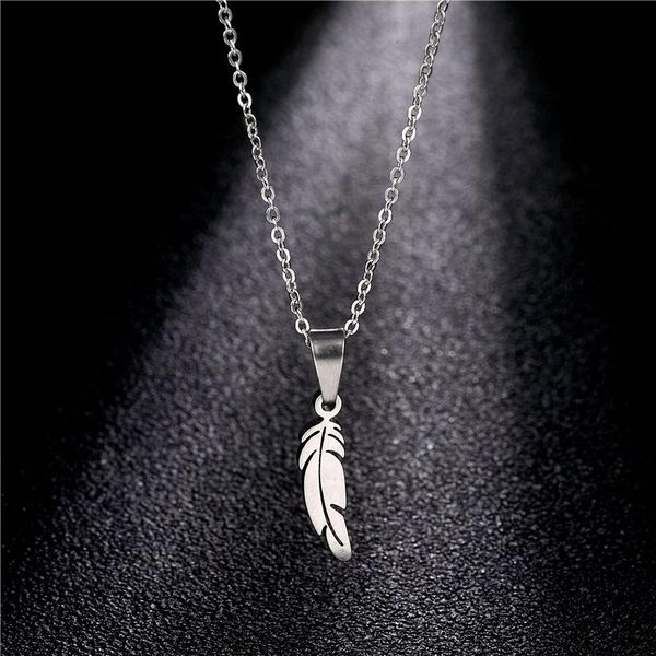

pendant necklaces classic jewelry stainless steel feather necklace female titanium leaf foreign trade wholesale, Silver