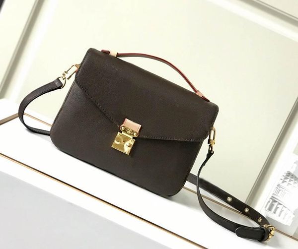 

2021 fashion designers women handbags luxurys lady shoulder bags leather messenger bag classic flowers crossbody purses chains plaid totes m