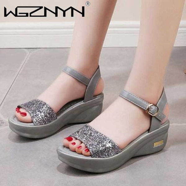 Frauen Sommer Sandalen Damen Glitter PU Keile Schuhe Weibliche Casual Pumps Komfortable Plattform Frau Hausschuhe 2021 Y0721