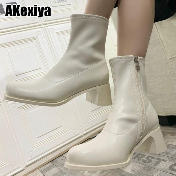 

boots short woman high heels ankle women fall shoes 2021 block heel female footware british style bc1458, Black