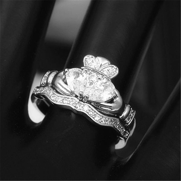 

wedding rings fashionable fashion woman silver ring classic exquisite heart-shaped crown inlaid zircon temperament female couple hand jewelr, Slivery;golden