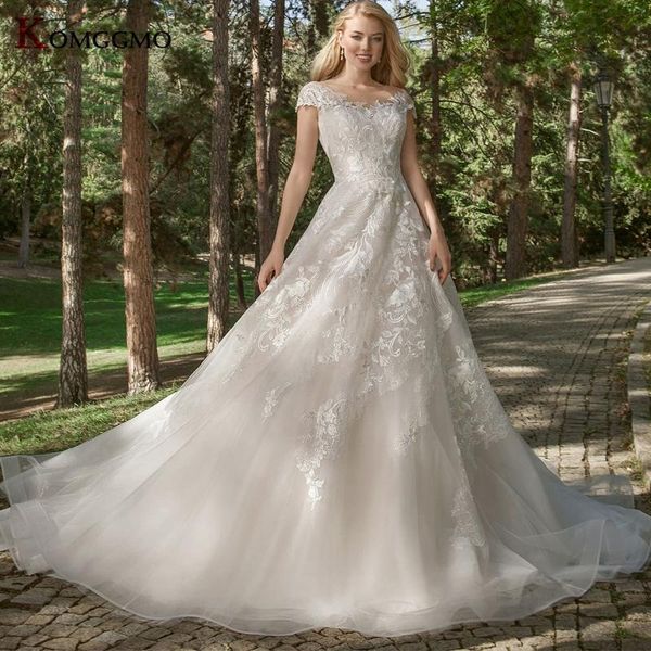 

other wedding dresses vestidos de novia 2021 arrival embroidery cathedral train dress elegant cap sleeve illusion o-neck bridal gown, White