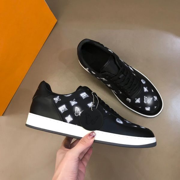 

new shoes fashion stud luxury designer camouflage sneakers footwear men,women flats rockrunner trainers casual c03, Black