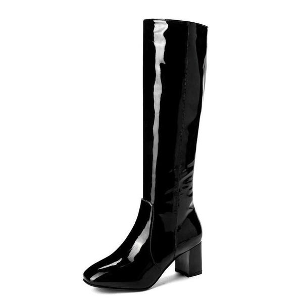 

boots wind product in autumn and winter of 2021 thick heel high square head large tube knight, Black