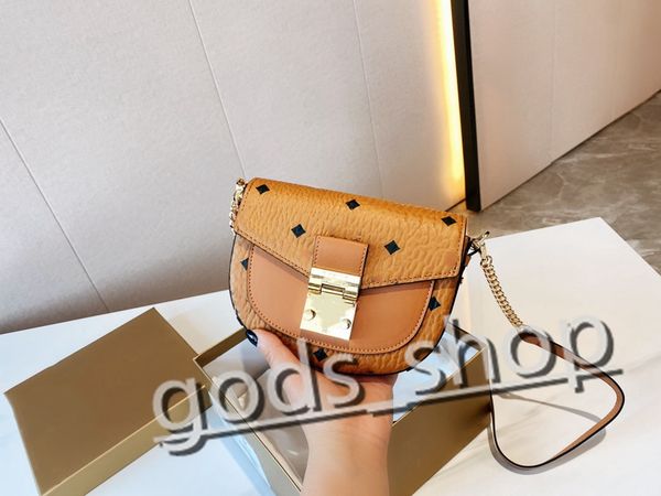 

high-quality fashion handbag messenger bags patricia classic reproduction bay leaf push lock, Black