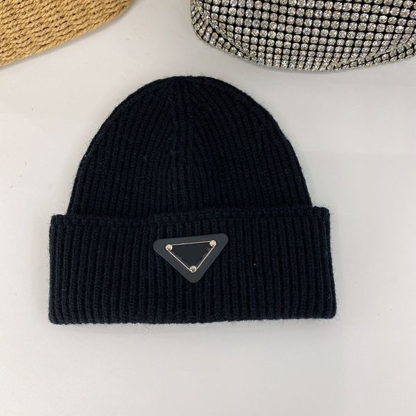 Tasarımcı Bere Kaşmir Şapka Kap Örme Kova Şapka Gömme lüks Şapkalar Tasarımcılar Erkekler Kadınlar Üçgen P D218262HL Caps
