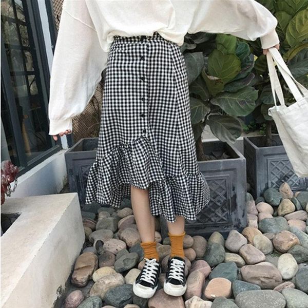 

skirts spring and summer korean irregular high waist thin plaid skirt, Black