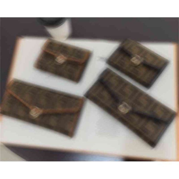 

card bag women's short new large capacity folding long wallet hand purse, Red;black