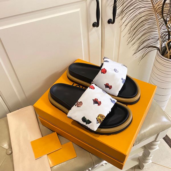 

designer plaid slippers woman man sandals beach causal flat shoes slide eu:35-45, Black