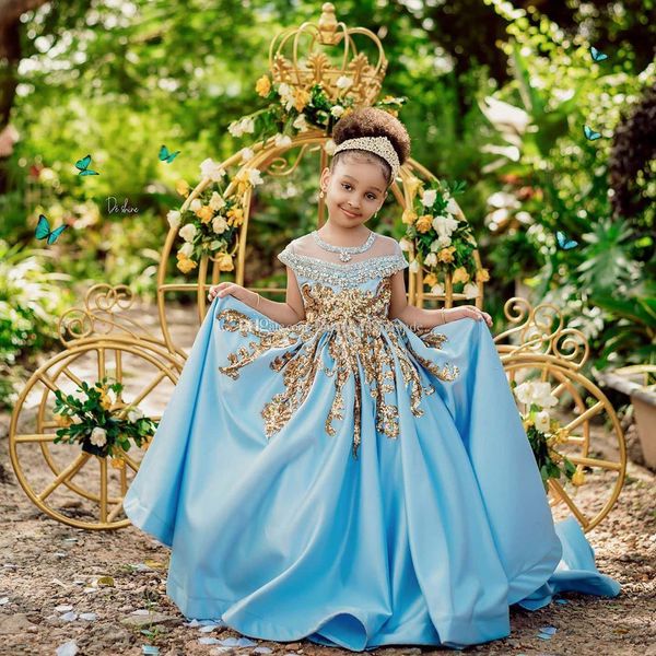 2021 Bonito Ouro Lantejoulas Lace Appliques Girls Pageant Vestidos Cristal Frisado Blue Cap Sleeves Crianças Vestido de Prom Vestido de Aniversário Vestidos para Little Girl Sweep Train