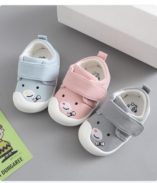 

first walkers born baby girl boy shoes soft sole cartoon anti-slip comfortable cotton toddler walk zapatos